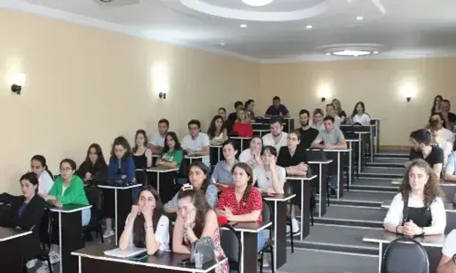 GRU photo 2